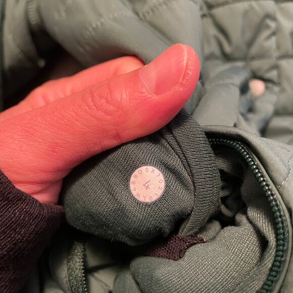 Lululemon Switch Please Shacket 4 Green Reversible Lightweight Puffer jacket - Picture 4 of 13